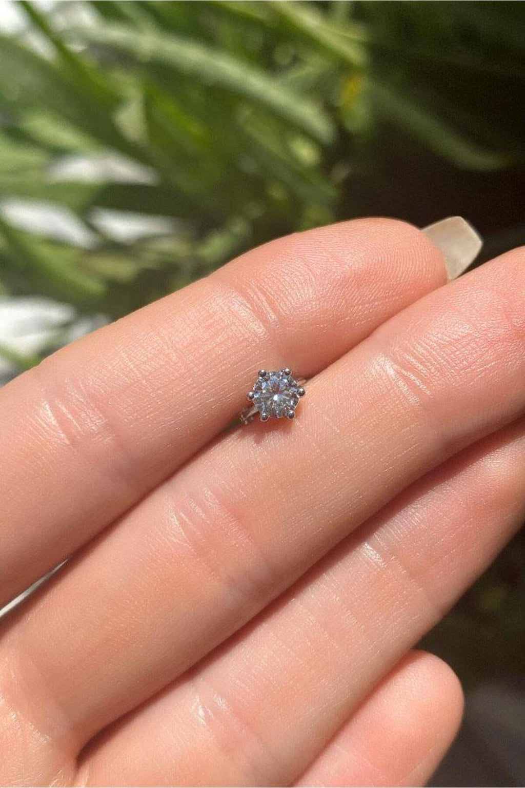 Tek Taşlı Halka Piercing Küpe