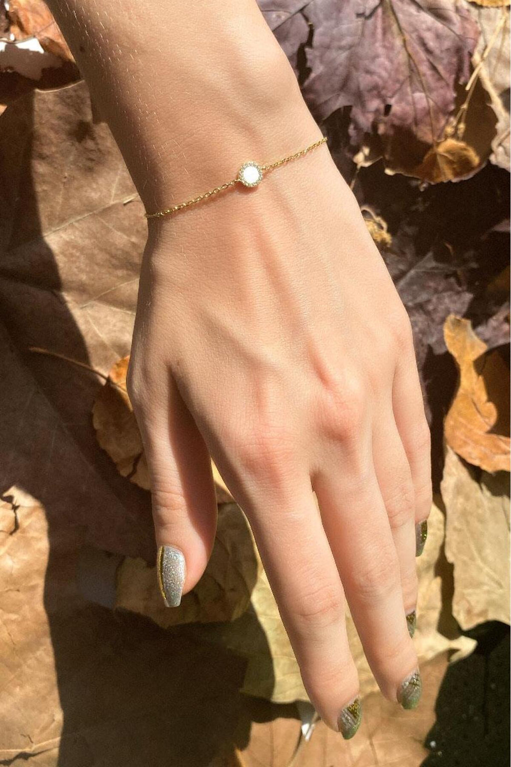 Minimal Yuvarlak Taşlı Bileklik