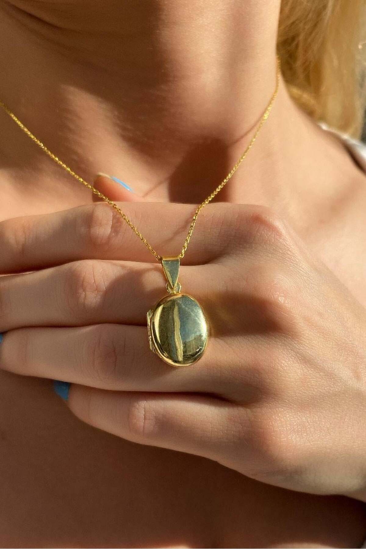1,8 cm Açılır-Kapanır Oval Kolye