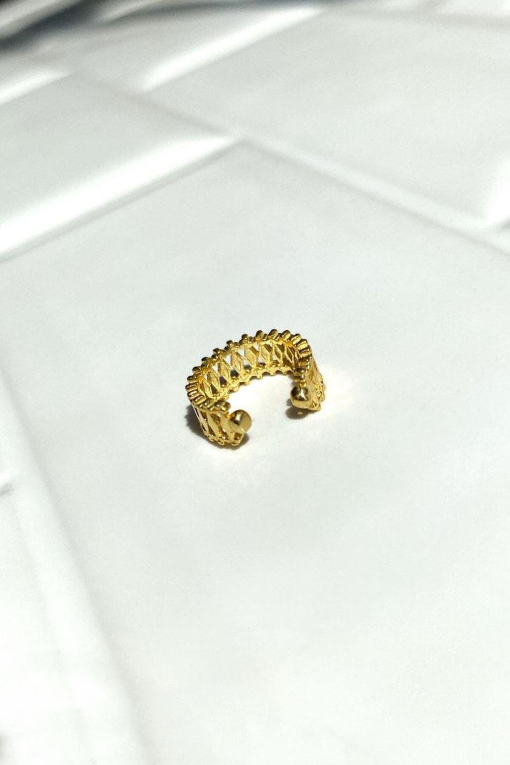 Crown Kıkırdak Küpe
