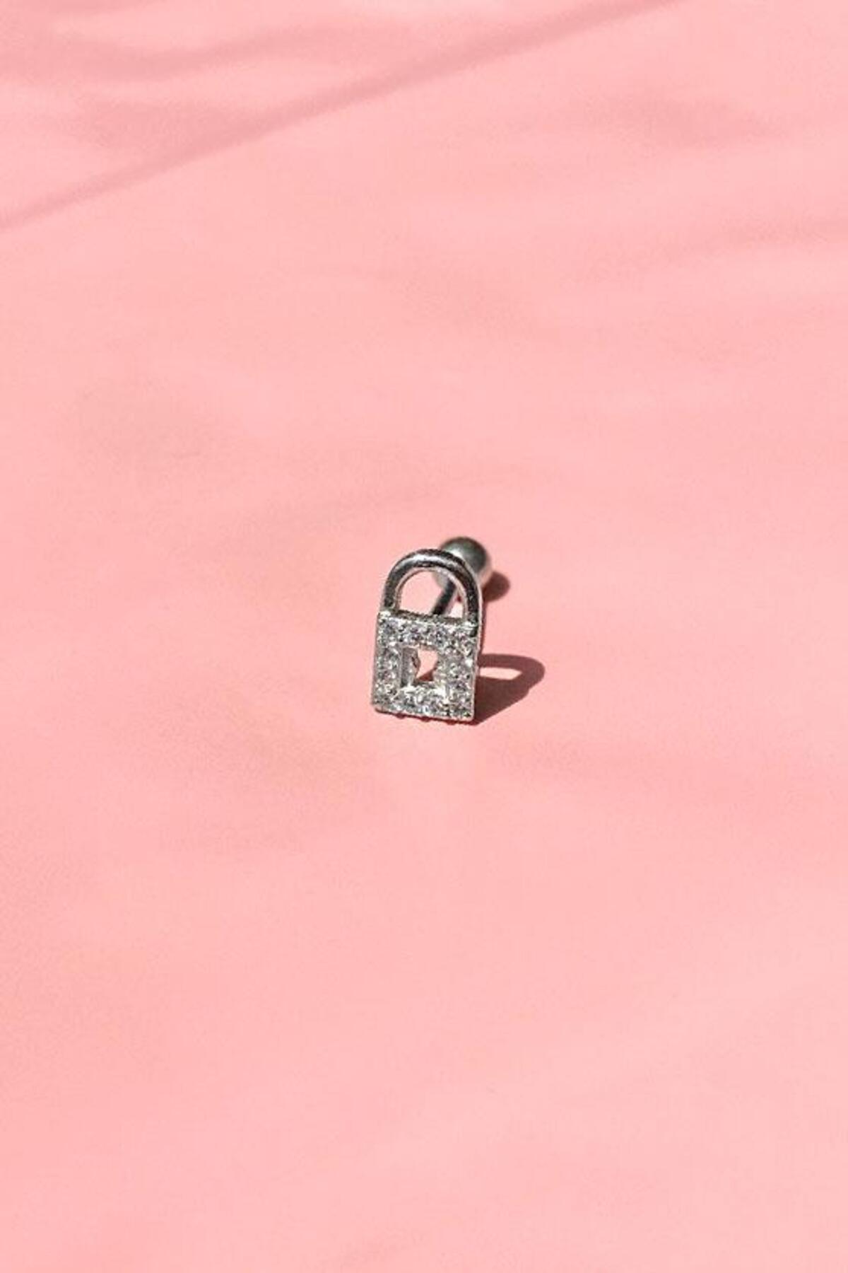 Kilit Piercing Küpe
