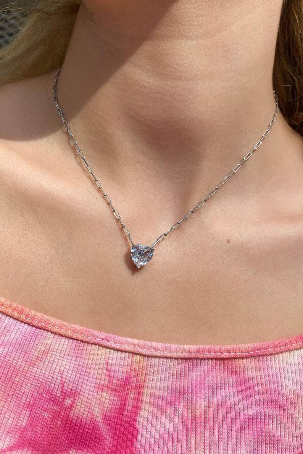 Pembe Taşlı Kalp Choker Kolye