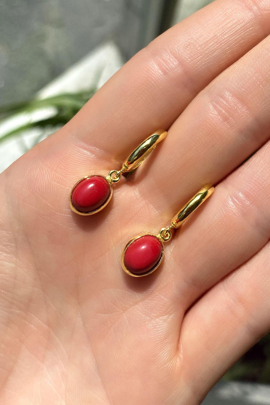 Oval Sallantılı Küpe