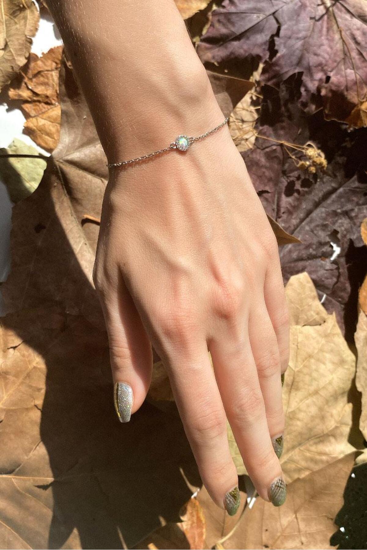 Minimal Yuvarlak Opal Taşlı Bileklik