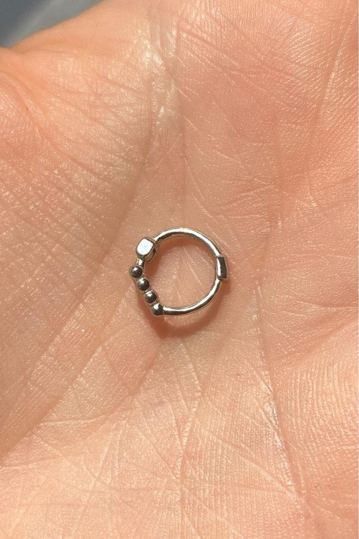 Üçgen Halka Piercing Küpe