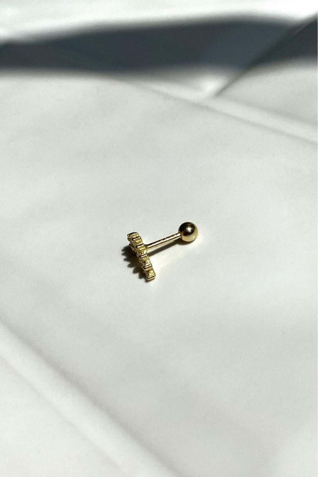 Baget Taşlı Yelpaze Piercing Küpe