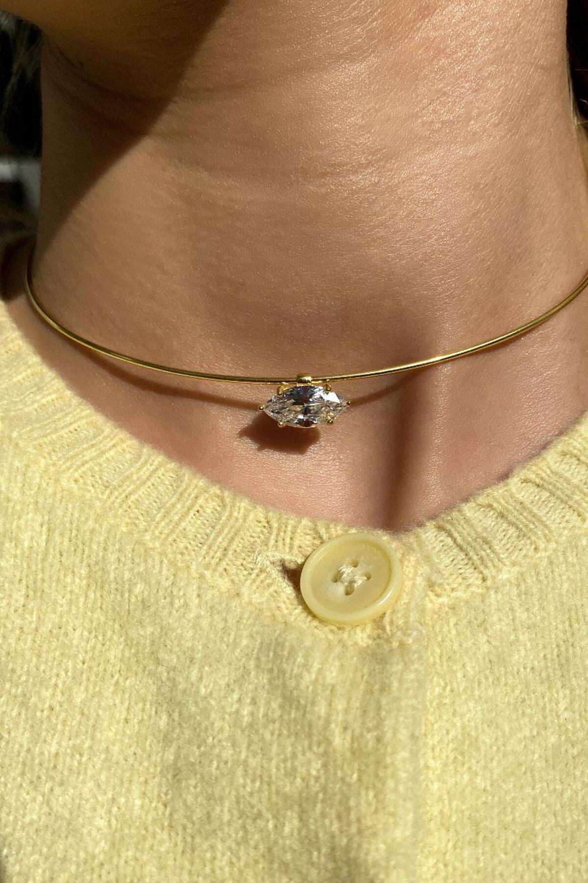 Badem Taşlı Choker Kolye