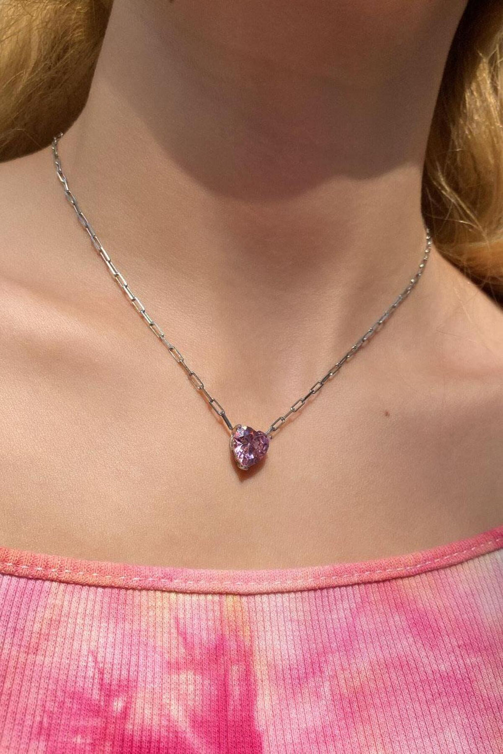 Pembe Taşlı Kalp Choker Kolye