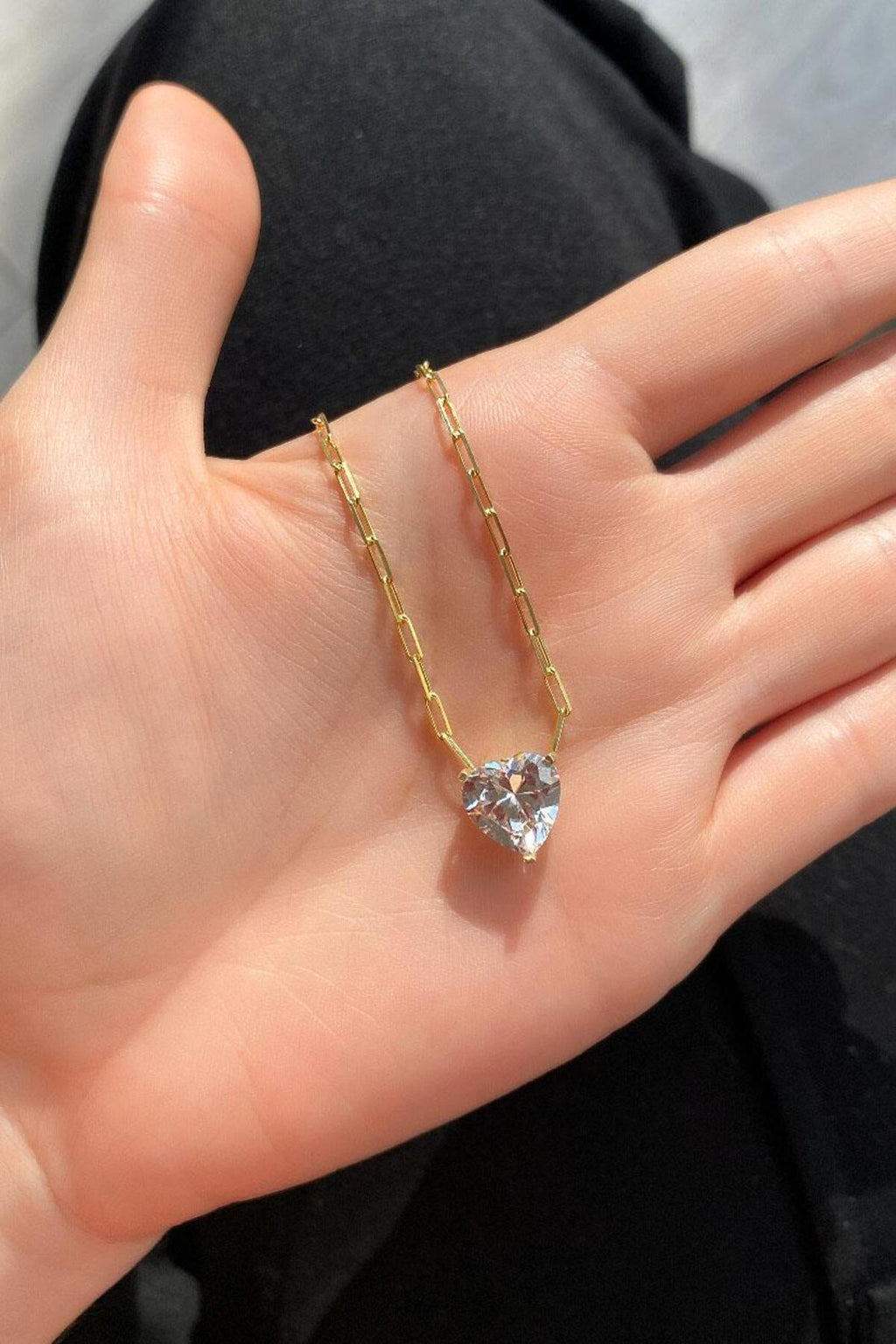 Pembe Taşlı Kalp Choker Kolye