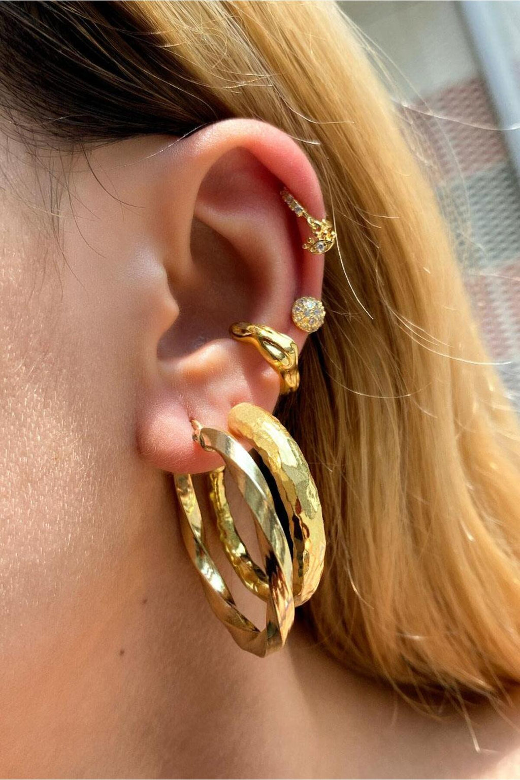 Yuvarlak Tasarım Halka Piercing Küpe