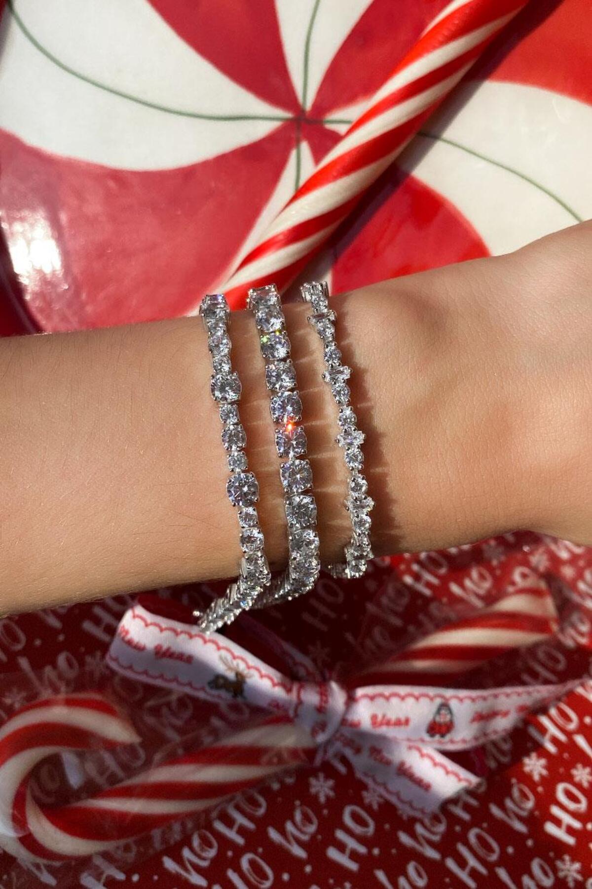 925 Ayar Gümüş, Silver, A+ Kalite Araları Baget Taşlı Su Yolu Bileklik
