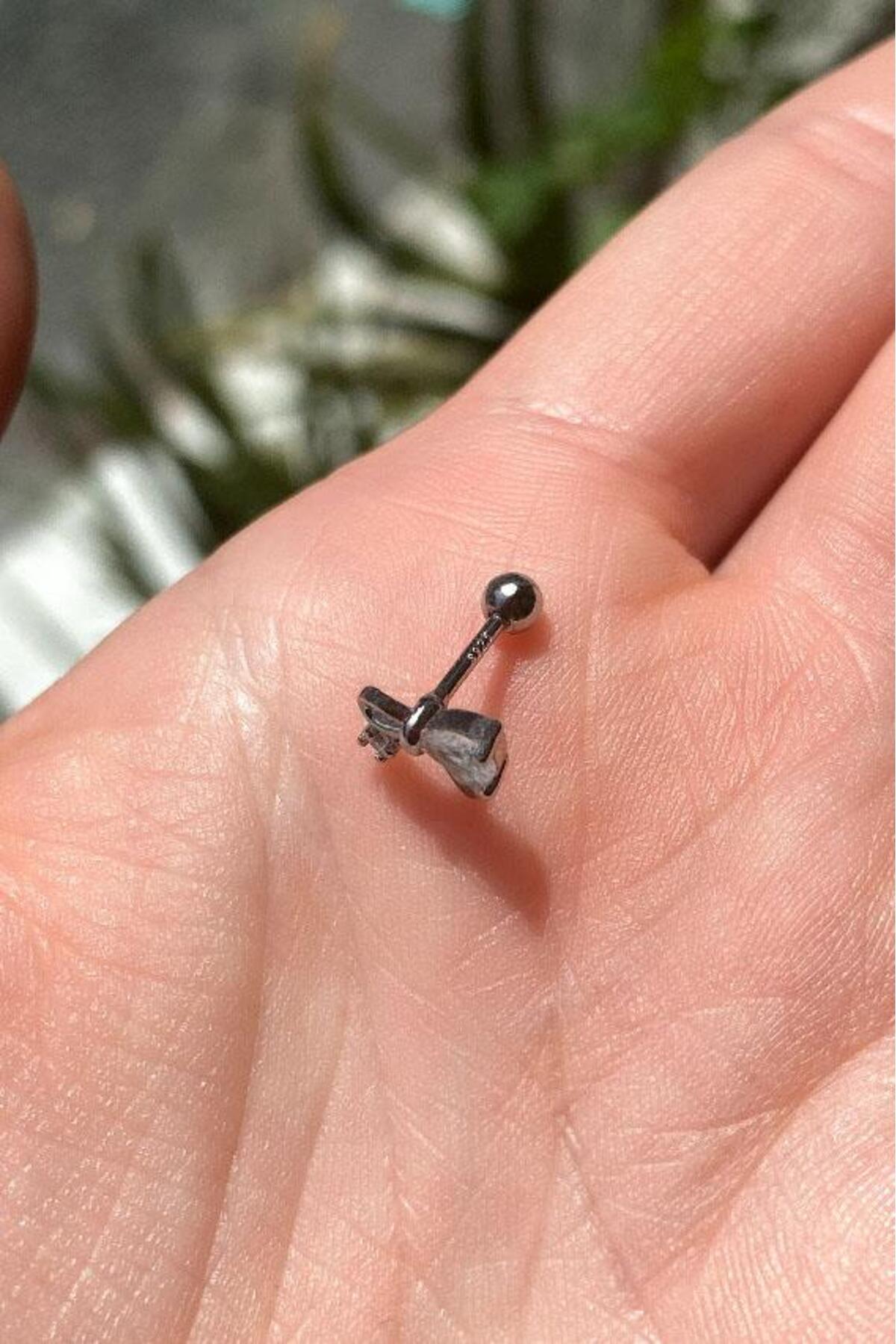 Kurdele Piercing Küpe