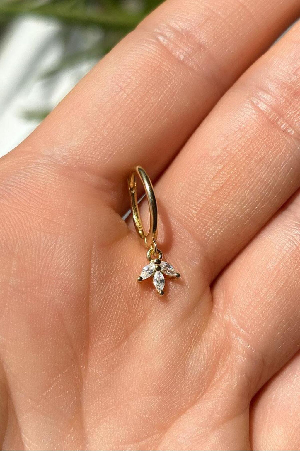 Yaprak Halka Piercing Küpe