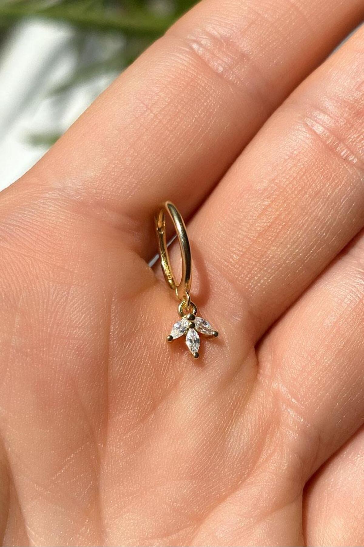 Yaprak Halka Piercing Küpe