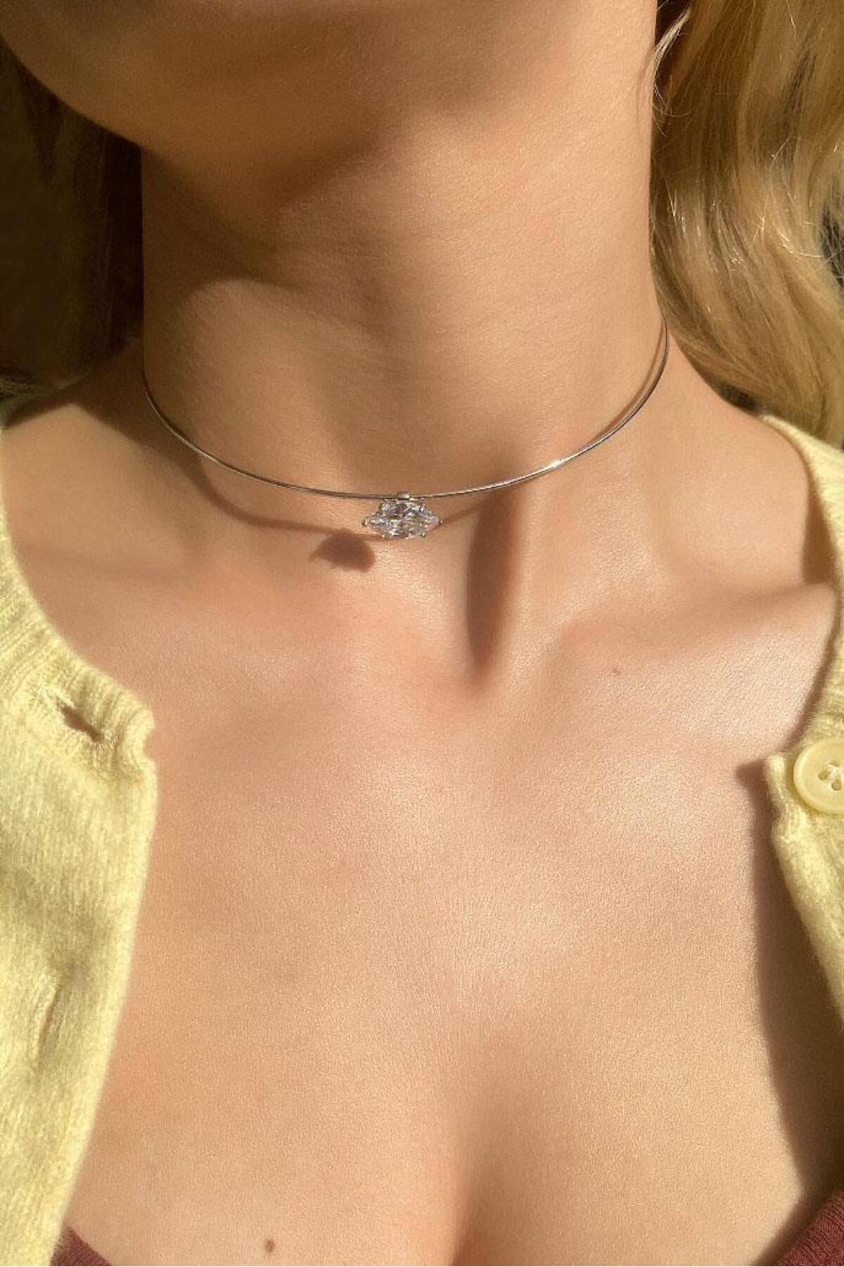 Badem Taşlı Choker Kolye