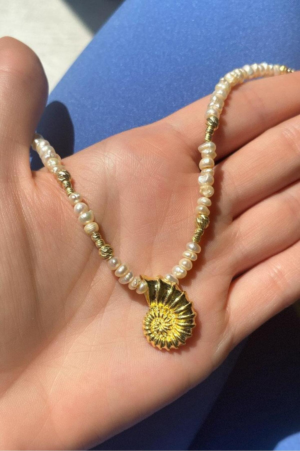 925 Ayar Gümüş, 14 Ayar Gold, Araları Dorika Taşlı Gerçek İnci Deniz Kabuğu Kolye