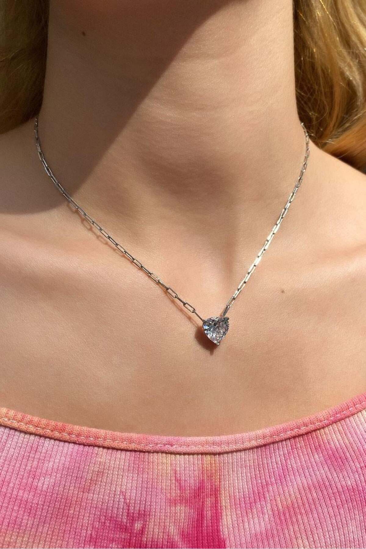 Pembe Taşlı Kalp Choker Kolye