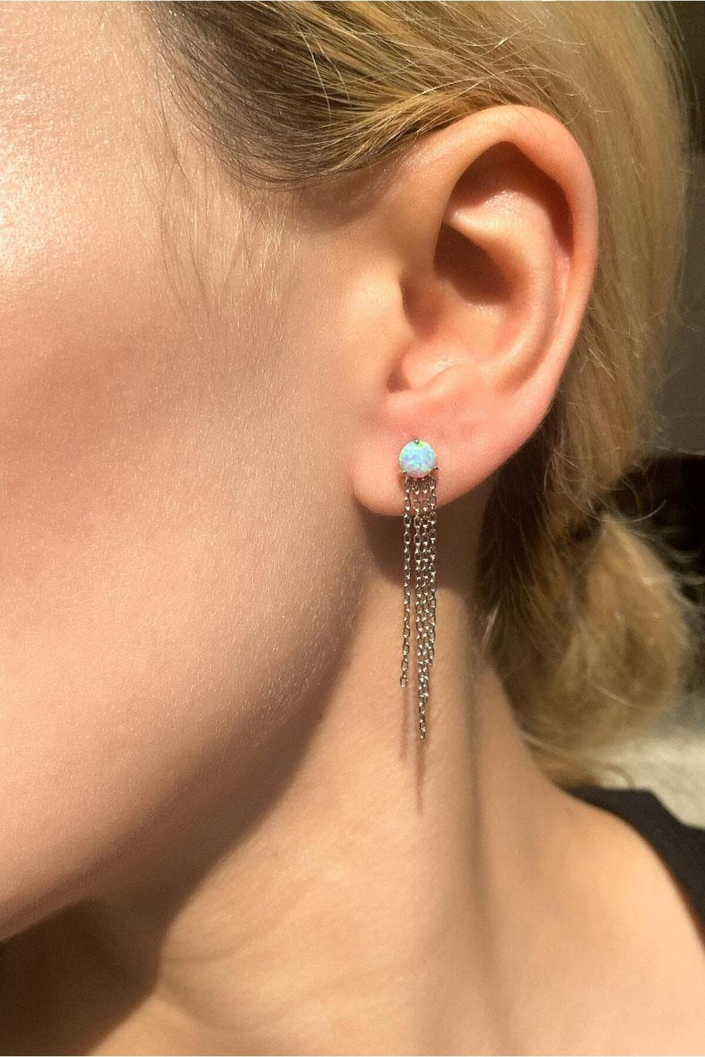 Opal Taşlı, Sallantılı Küpe