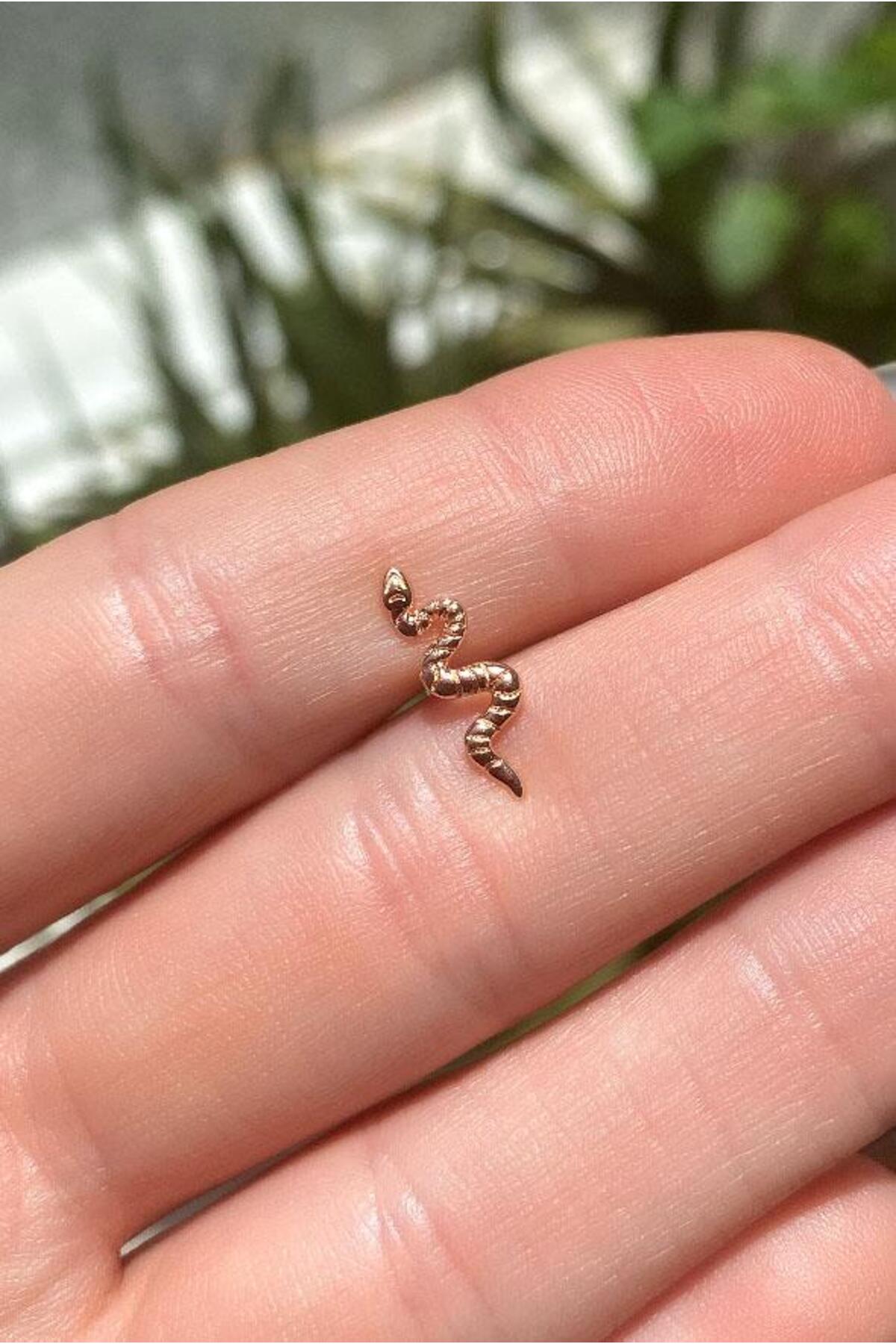 Yılan Piercing Küpe