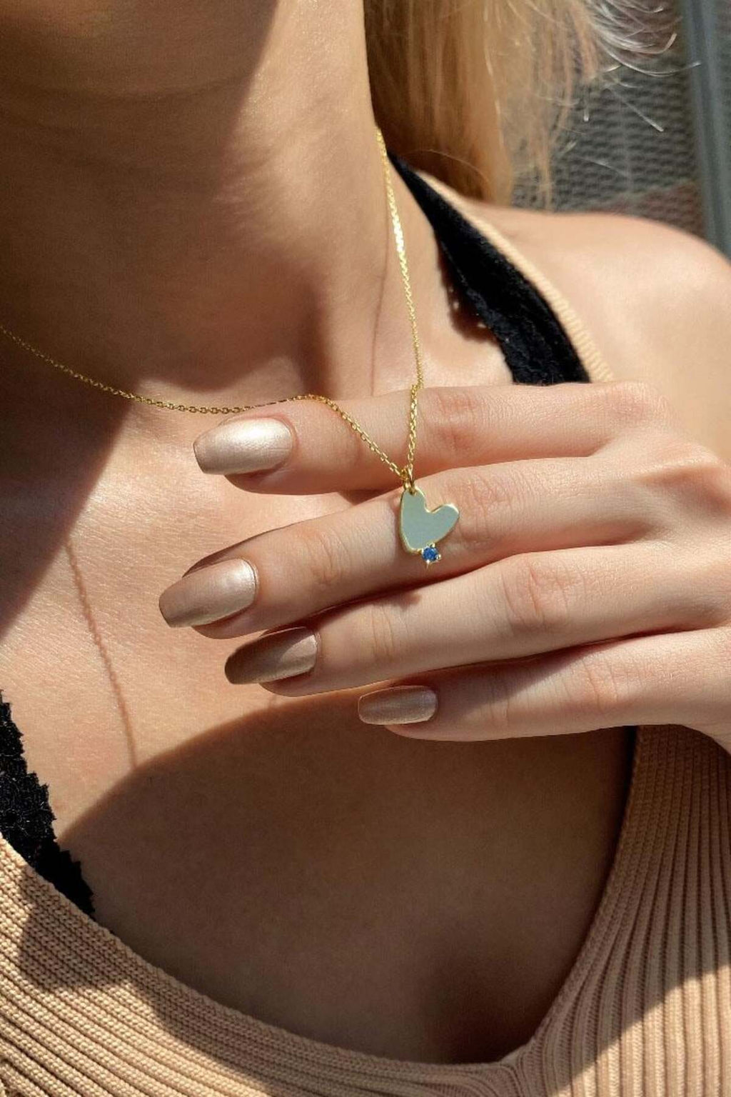 925 Ayar Gümüş, 14 Ayar Gold, Lacivert Taşlı Minimal Kalp Kolye. Sevgililer Günü