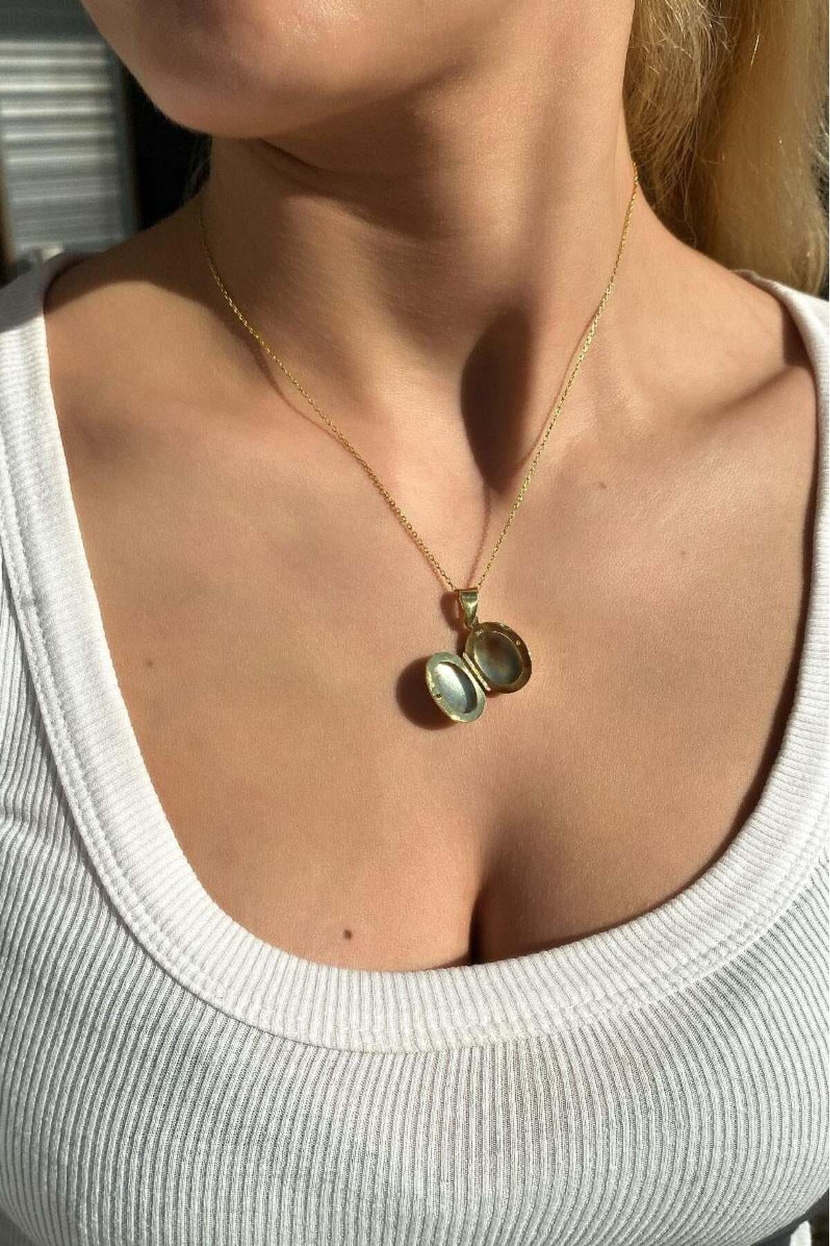 1,8 cm Açılır-Kapanır Oval Kolye