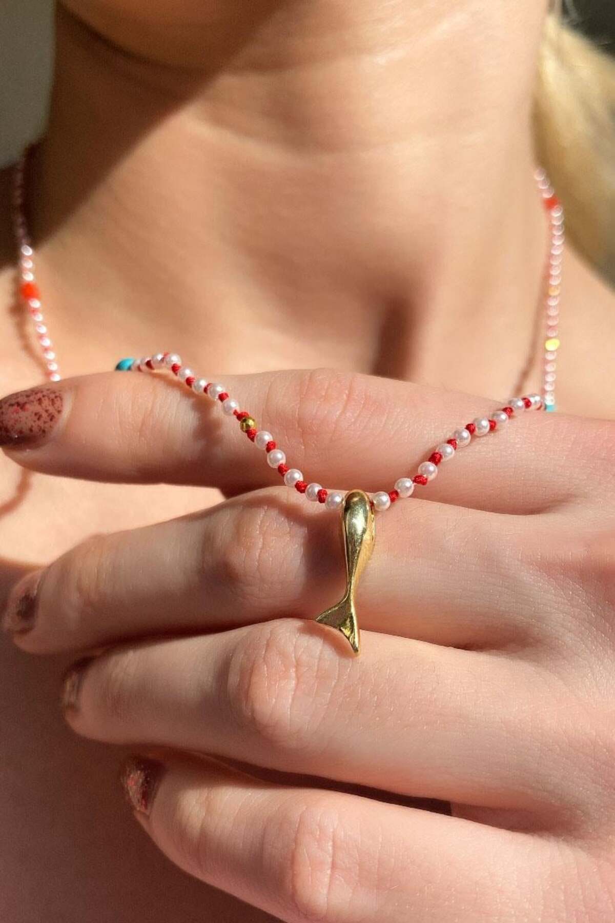 925 Ayar Gümüş, Gerçek İnci, Araları Firuze ve Coral (Mercan) Doğal Taşlı, Balık Kolye