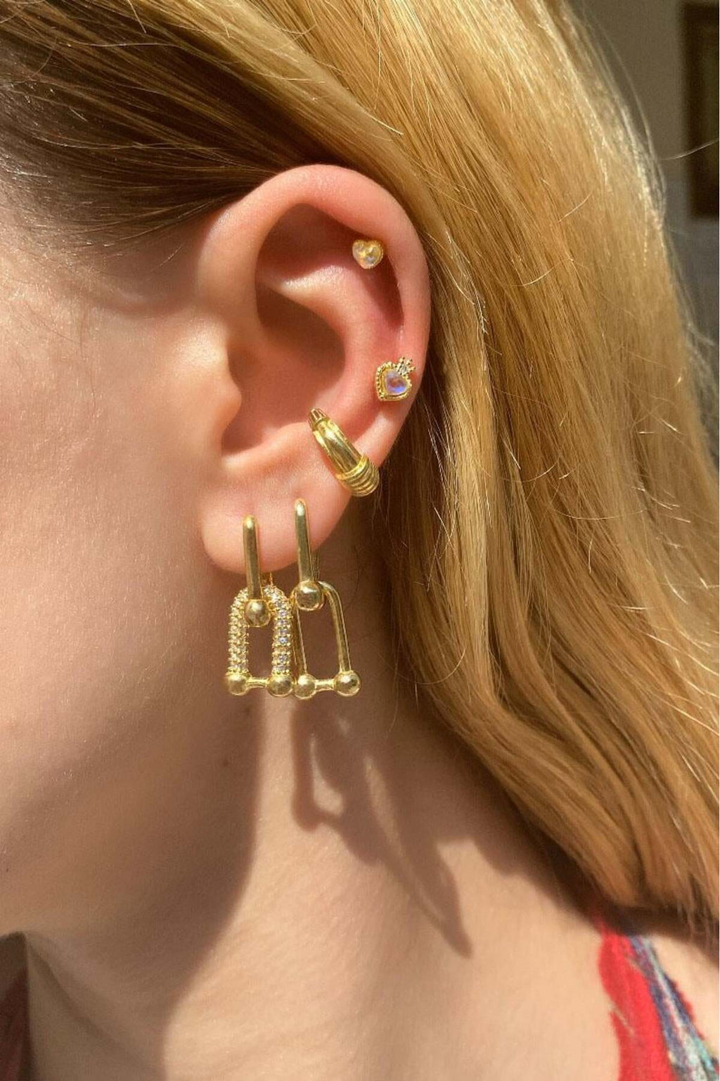 Opal Taşlı Kalp Piercing Küpe