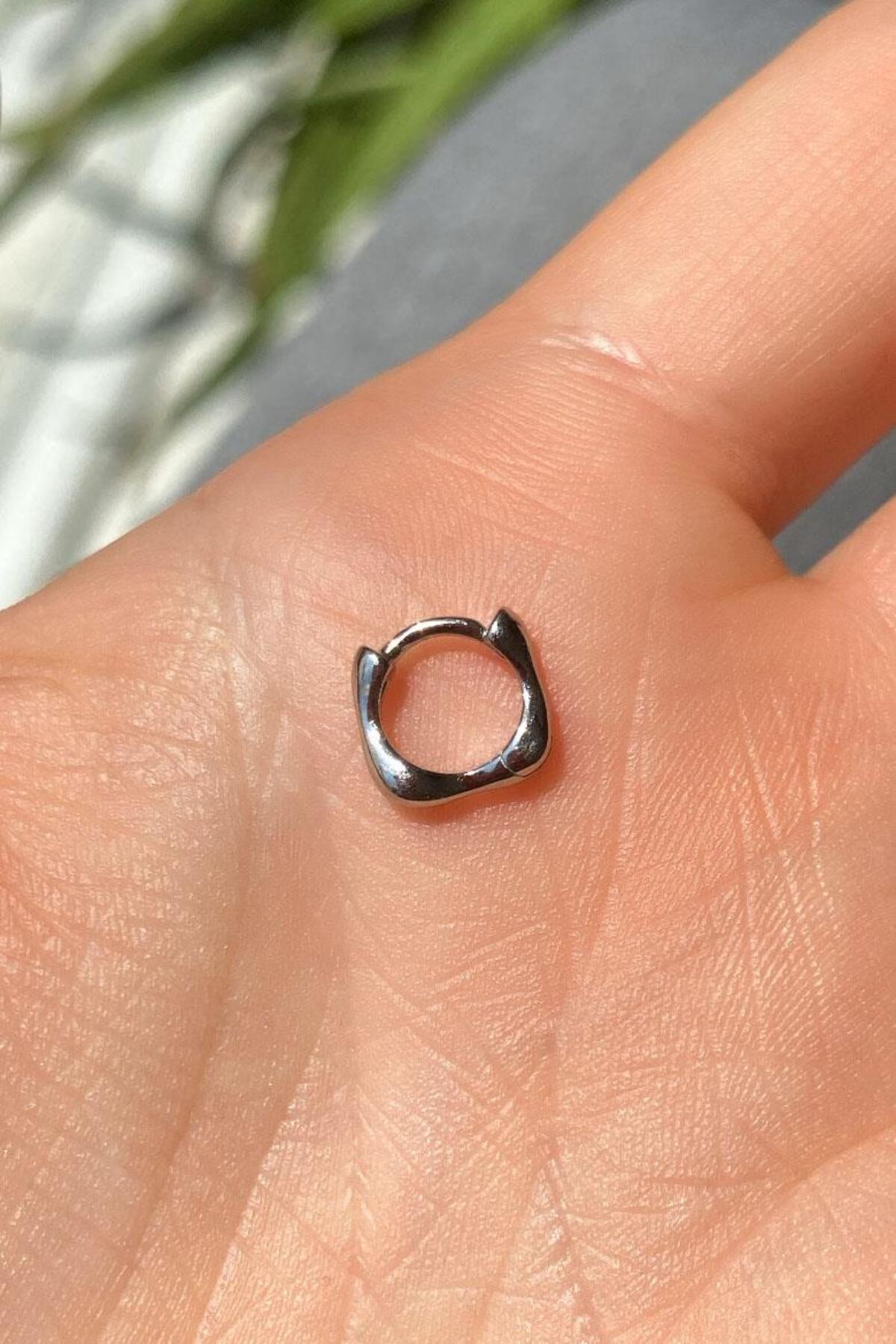 Kare Piercing Küpe