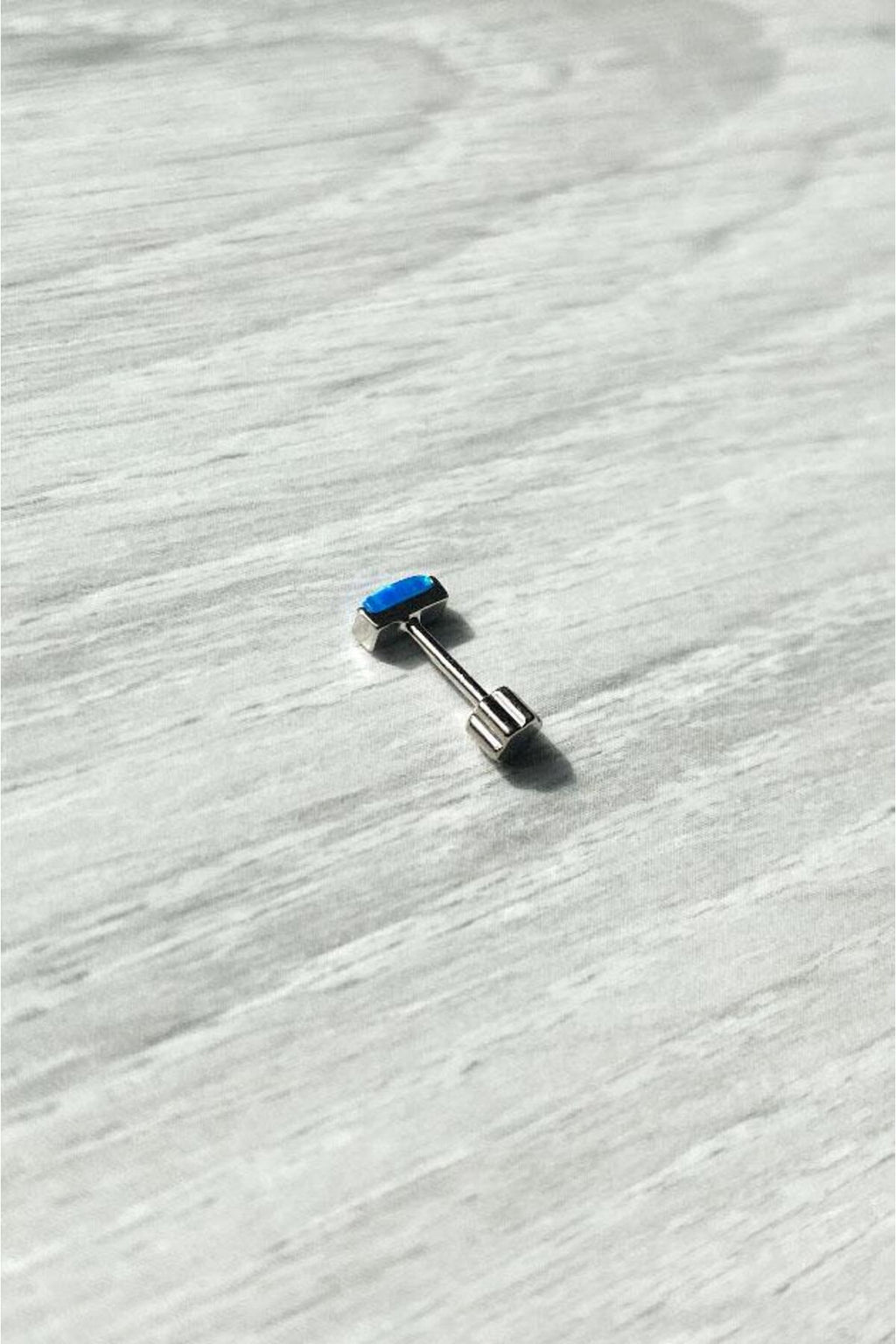 Dikdörtgen Mavi Opal Taşlı Piercing Küpe