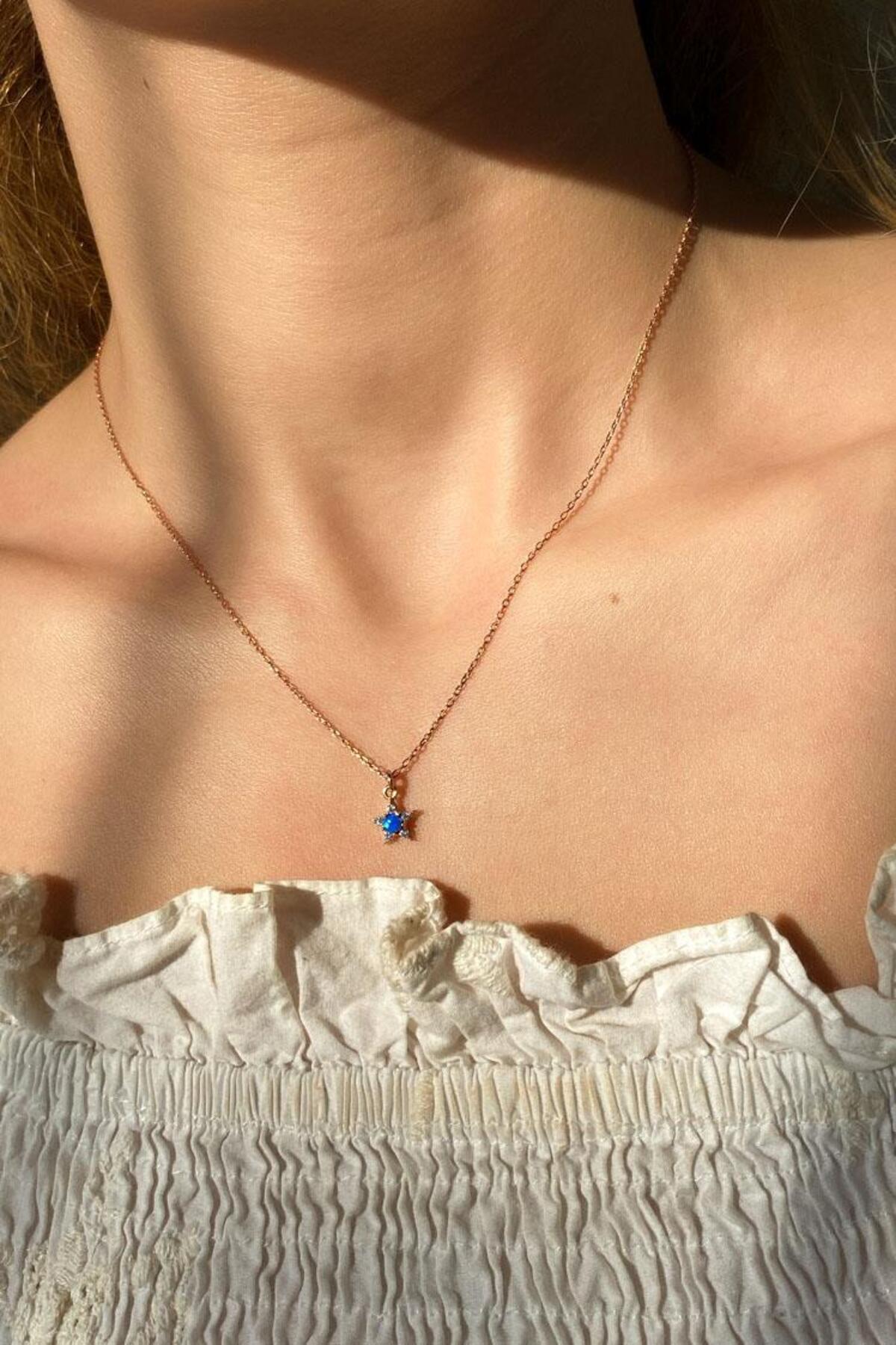 Mavi Opal Taşlı Minimal Yıldız Kolye