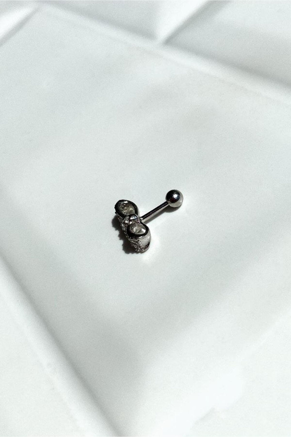 Kurdele Piercing Küpe