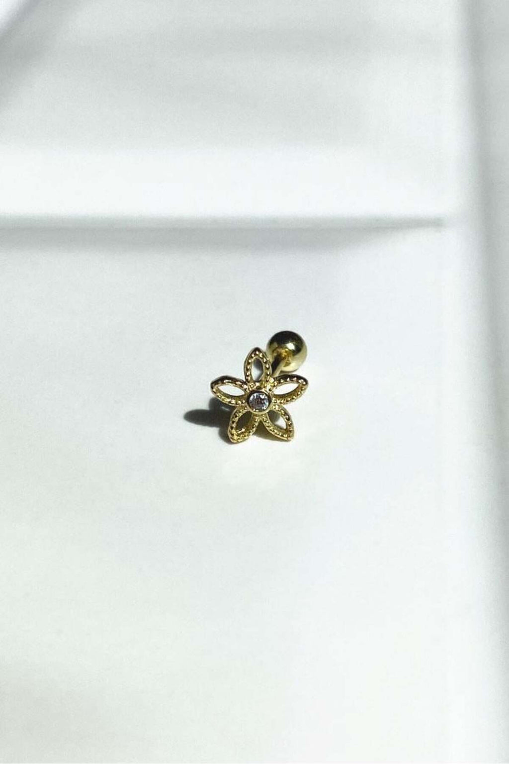 Çiçek/Papatya Piercing Küpe