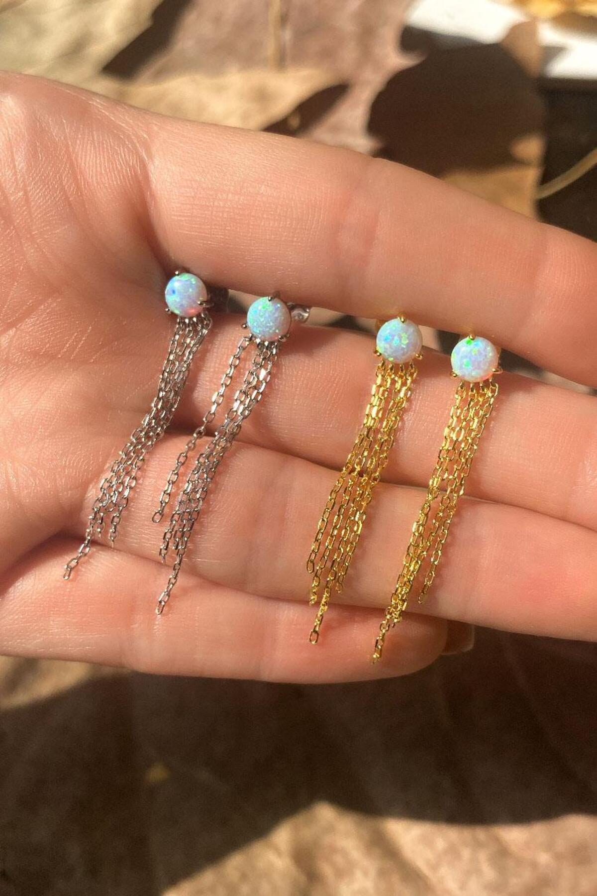Opal Taşlı, Sallantılı Küpe