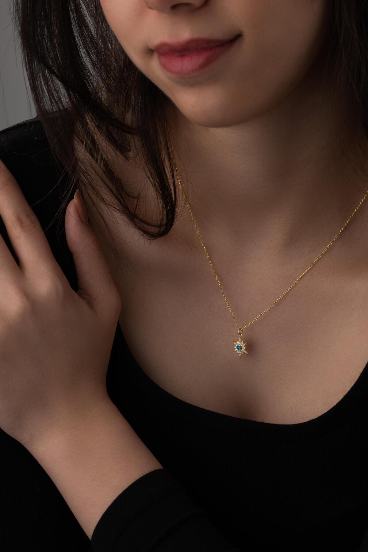 Güneş Açık Mavi Opal Taşlı Kolye