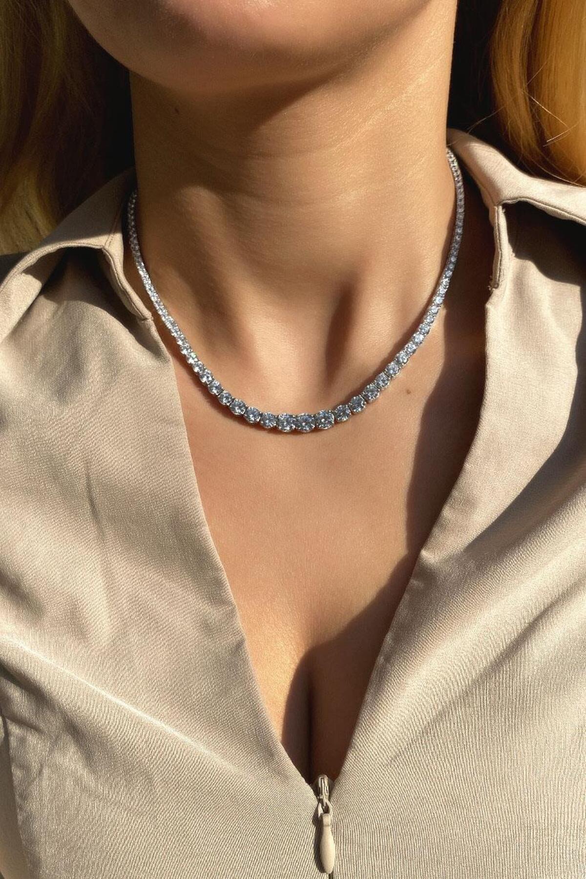 +A Kalite Zirkon Taşlı Küçükten Büyüğe Sıralı Pırlanta Kilit Su Yolu Küçük