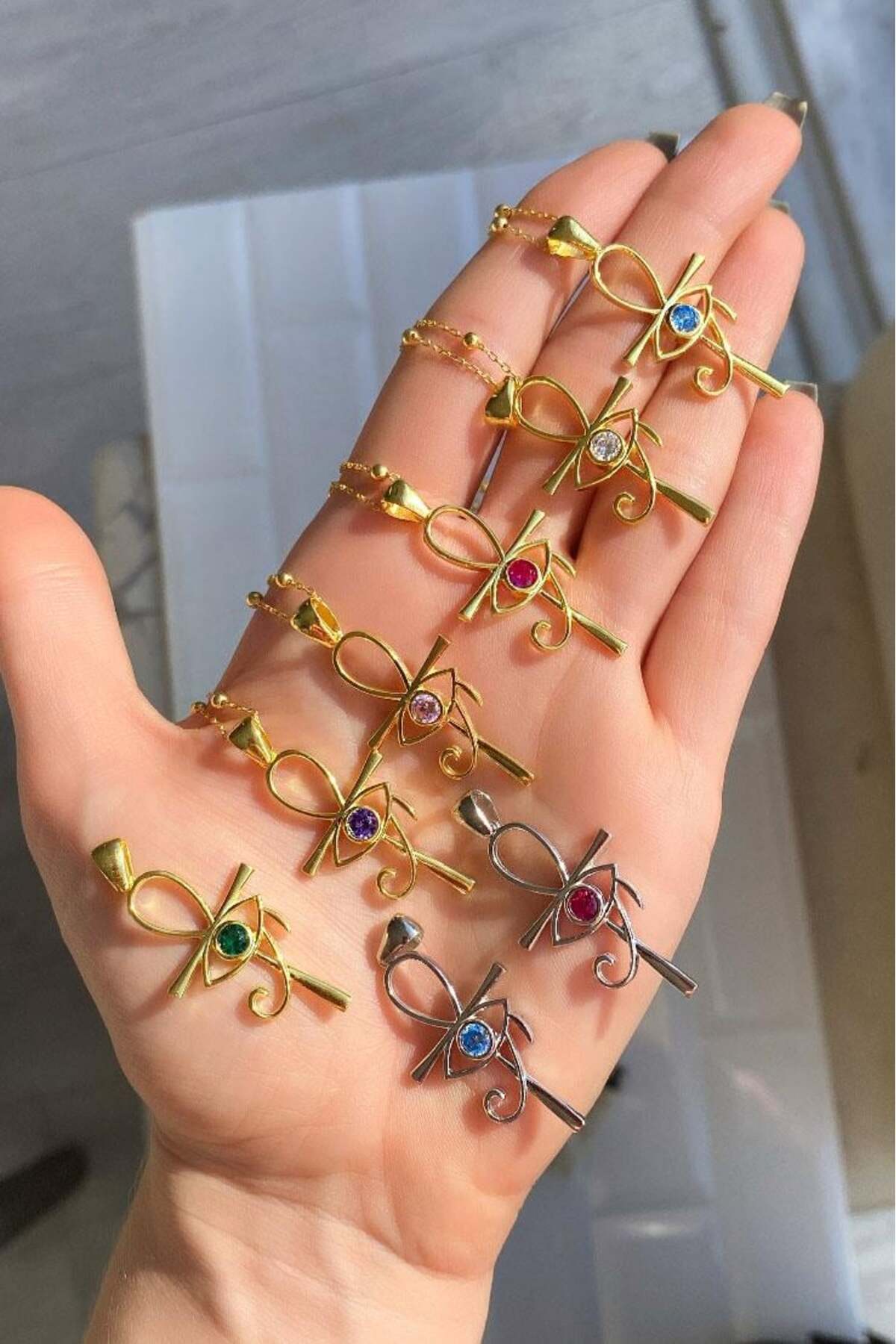 Fuşya Taşlı Göz Tasarım Haç Kolye