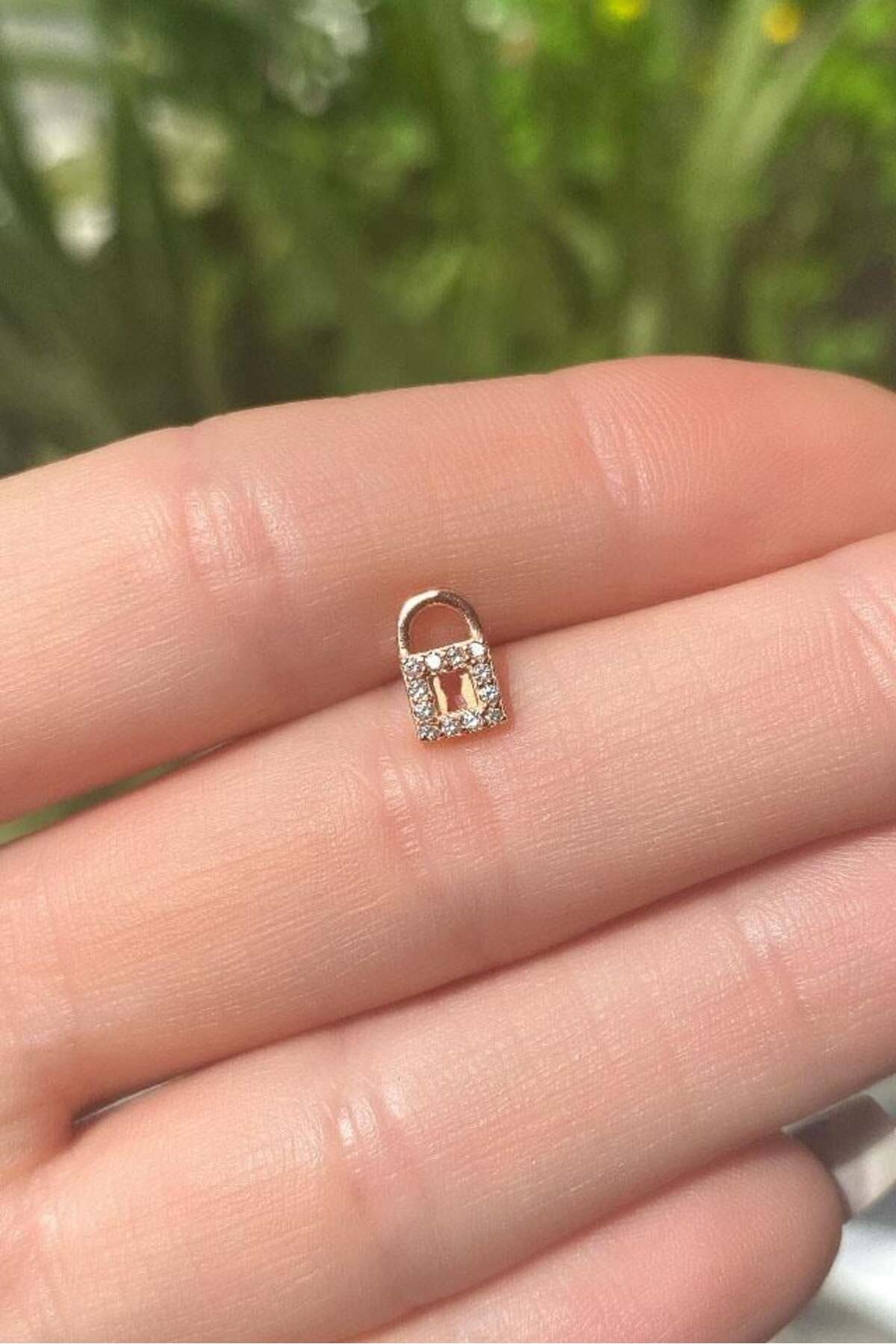 Kilit Piercing Küpe
