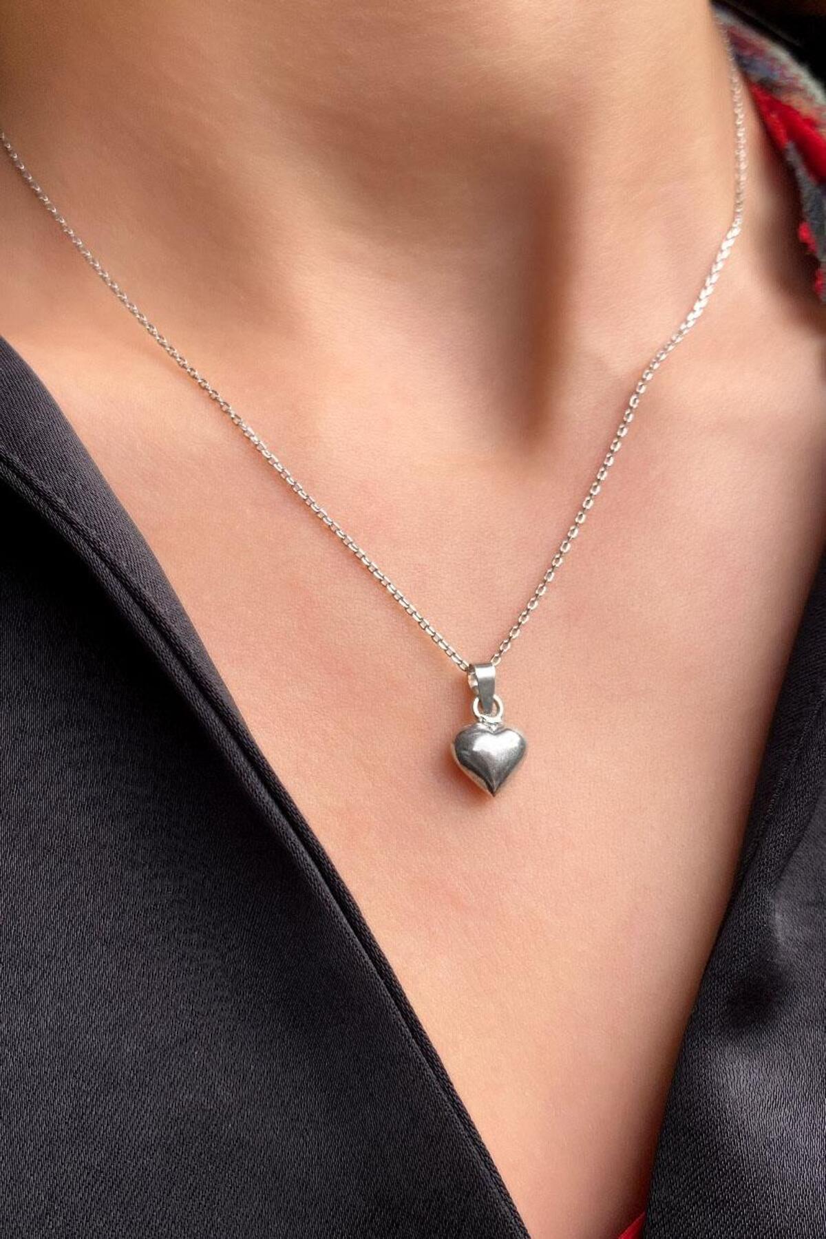 1,2 cm Bombeli Kalp Kolye