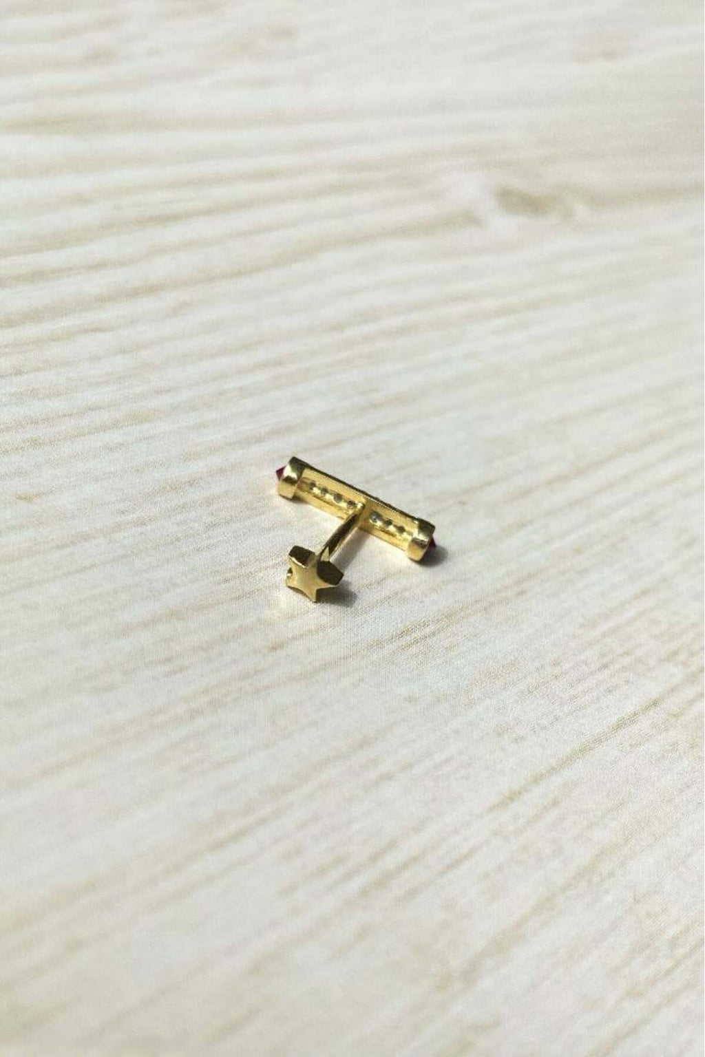 Çizgi Piercing Küpe