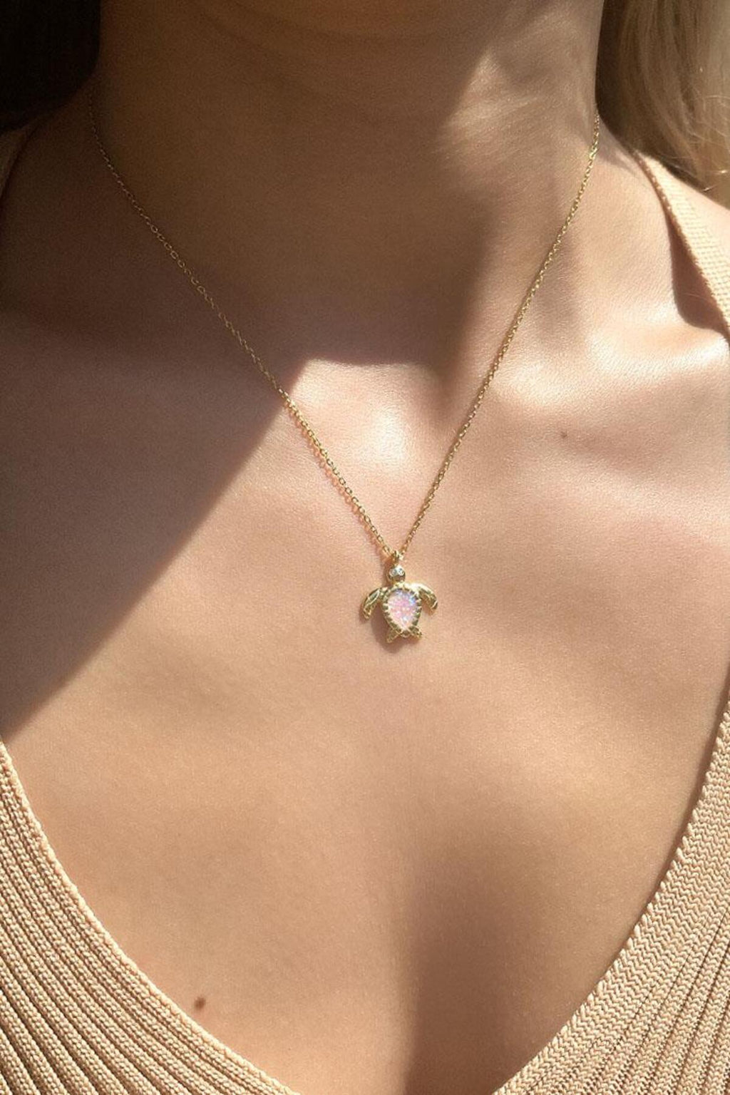 925 Ayar Gümüş, 14 Ayar Gold, Mavi Opal Taşlı Kaplumbağa Kolye