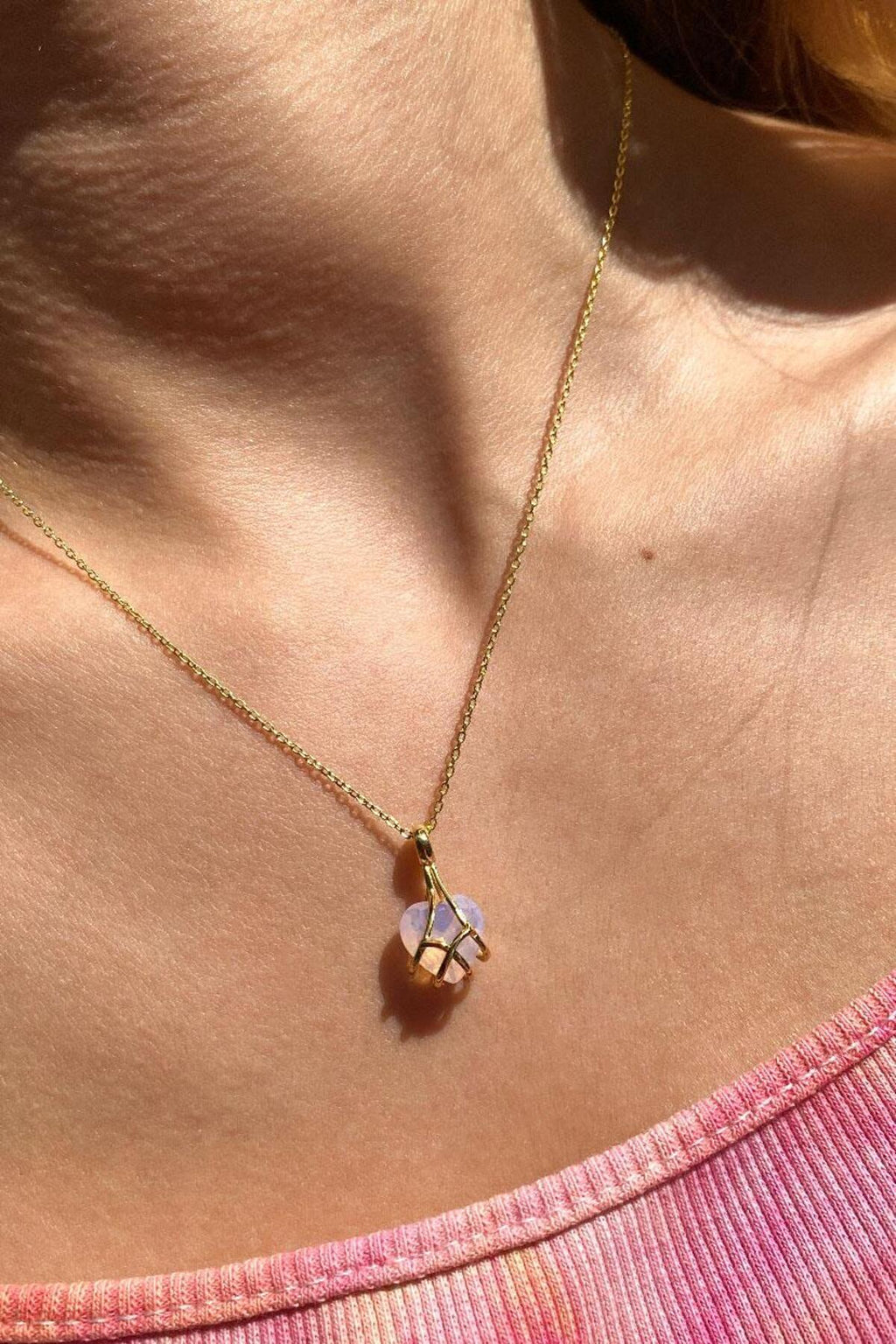 Pembe Taşlı Kalp Kolye