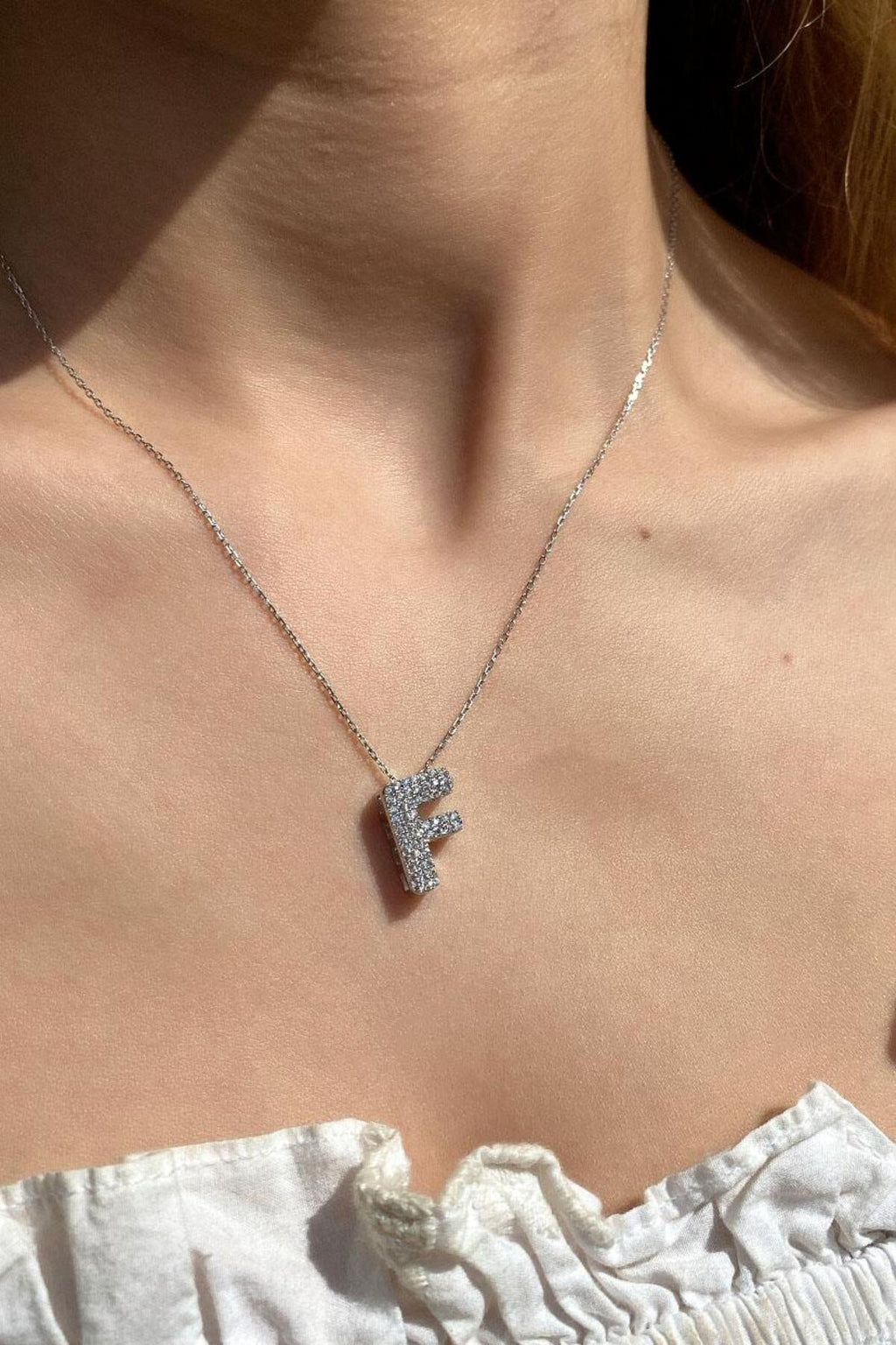 F Harf Kolye