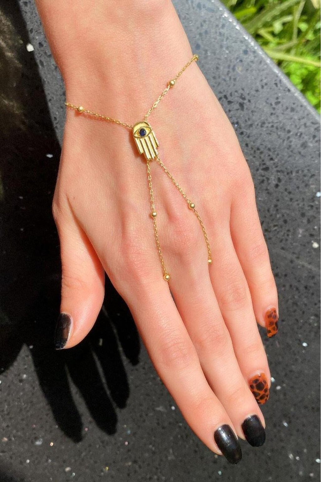 Fatma Ana Eli Şahmeran