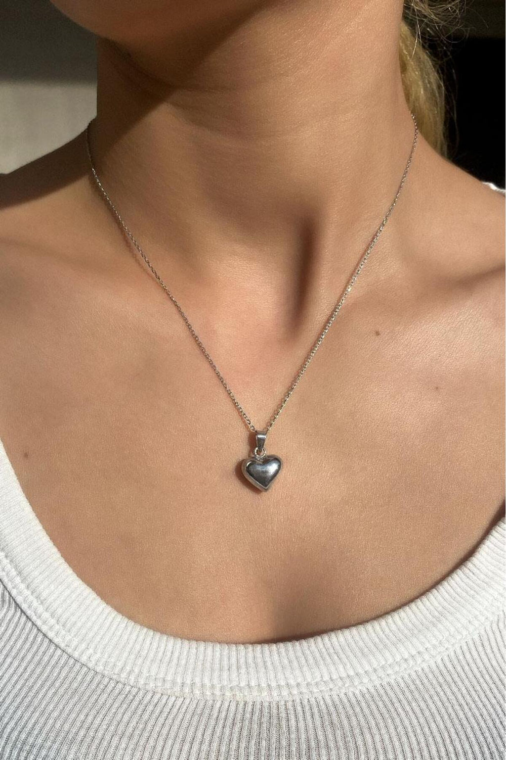 1,2 cm Bombeli Kalp Kolye