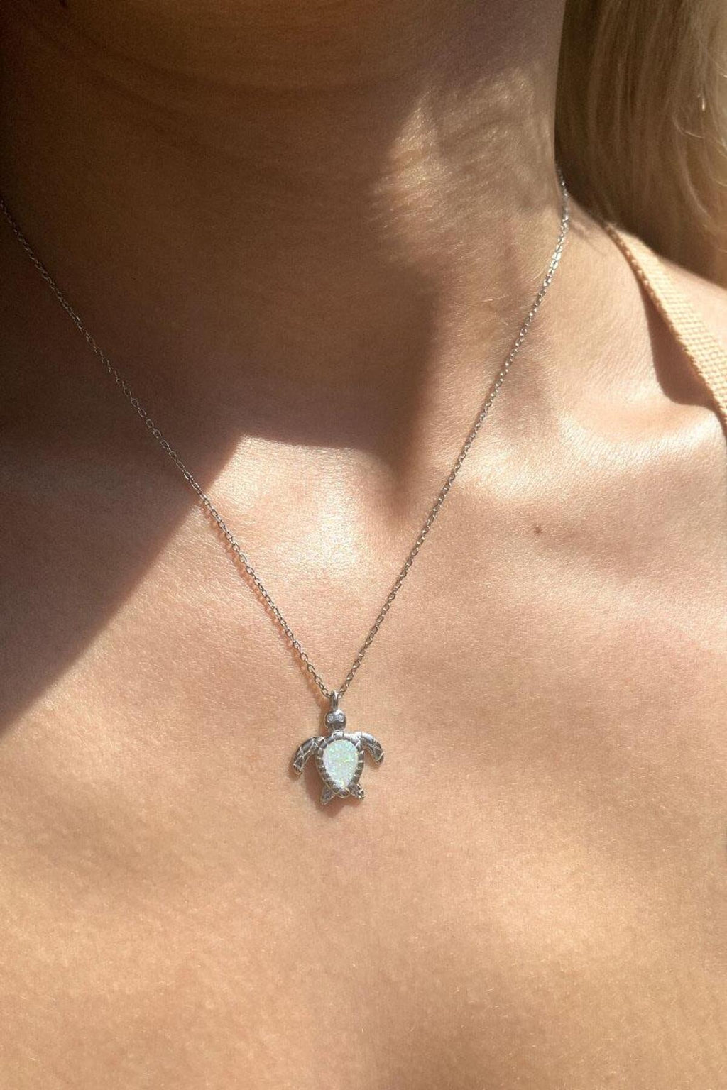 925 Ayar Gümüş, 14 Ayar Gold, Mavi Opal Taşlı Kaplumbağa Kolye