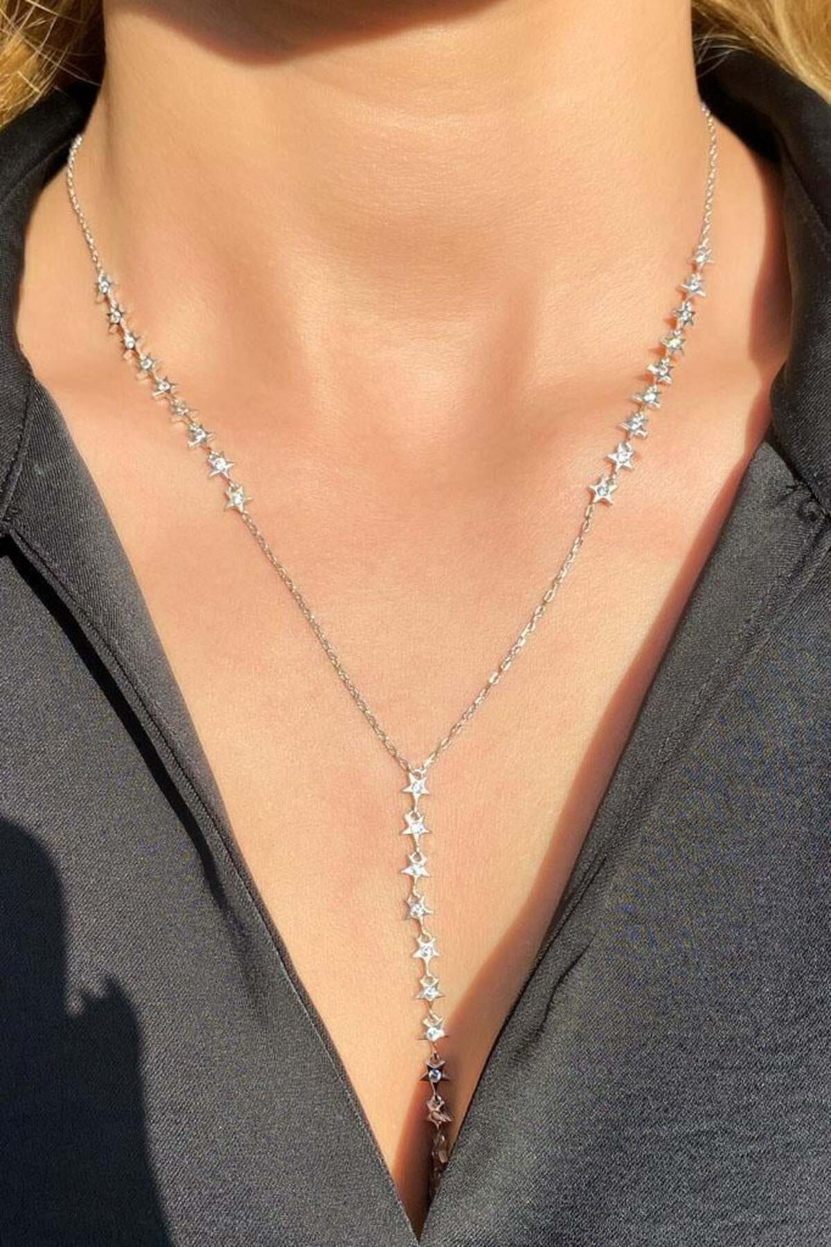 Sallantılı Yıldız Kolye