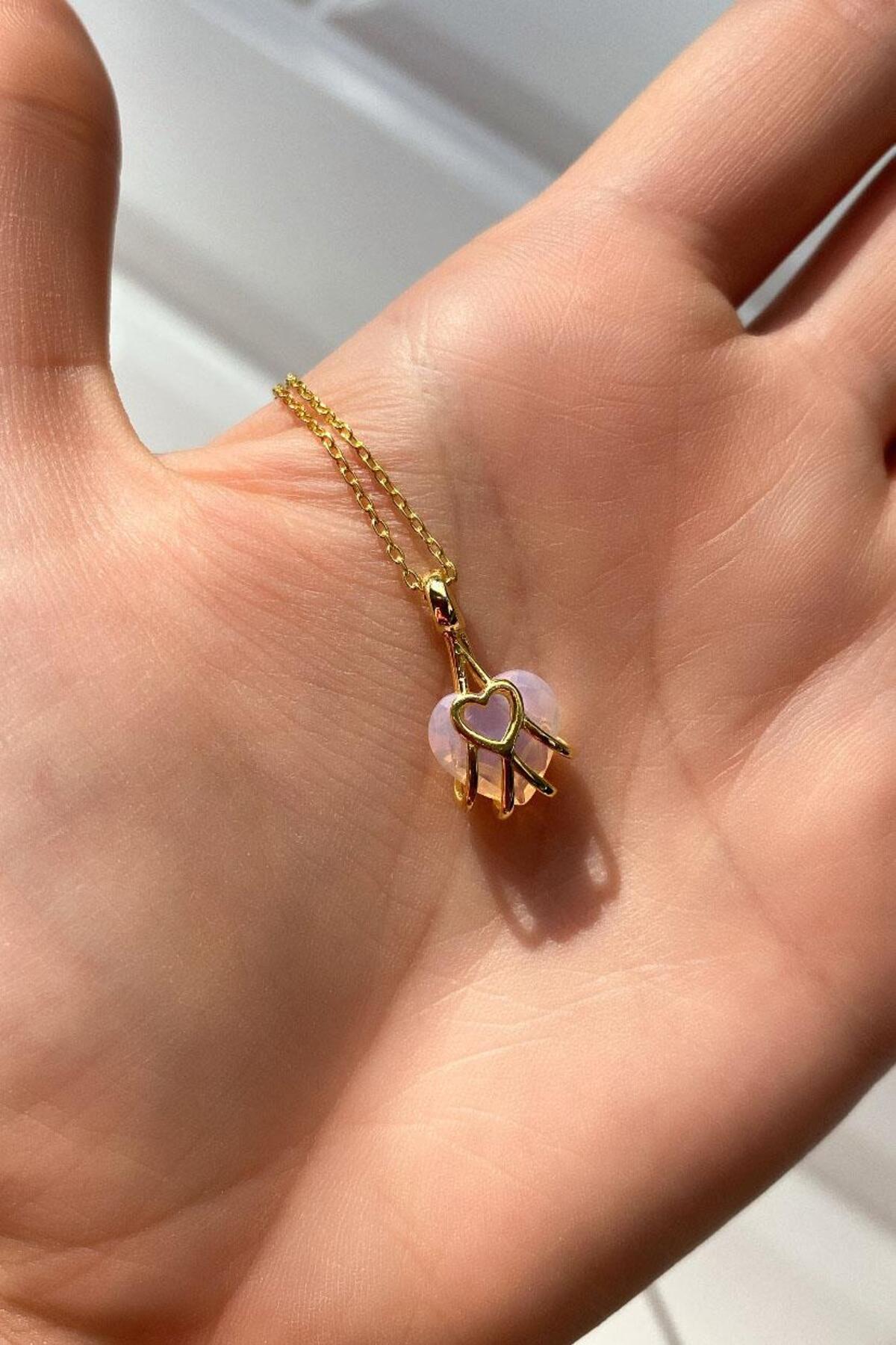 Pembe Taşlı Kalp Kolye