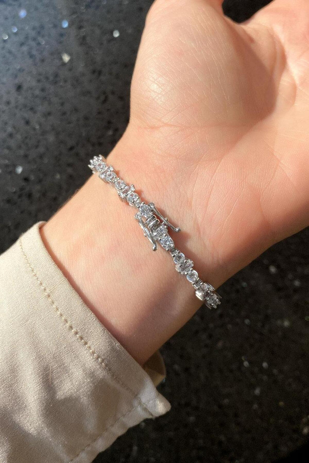 925 Ayar Gümüş, Silver, A+ Kalite Araları Baget Taşlı Su Yolu Bileklik