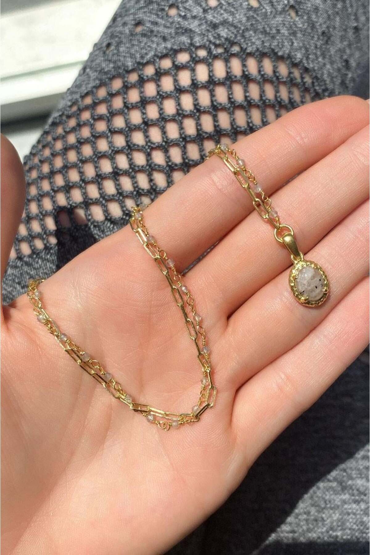 Yarı Zincir, Yarı Dumanlı Quartz Doğal Taşlı Kolye