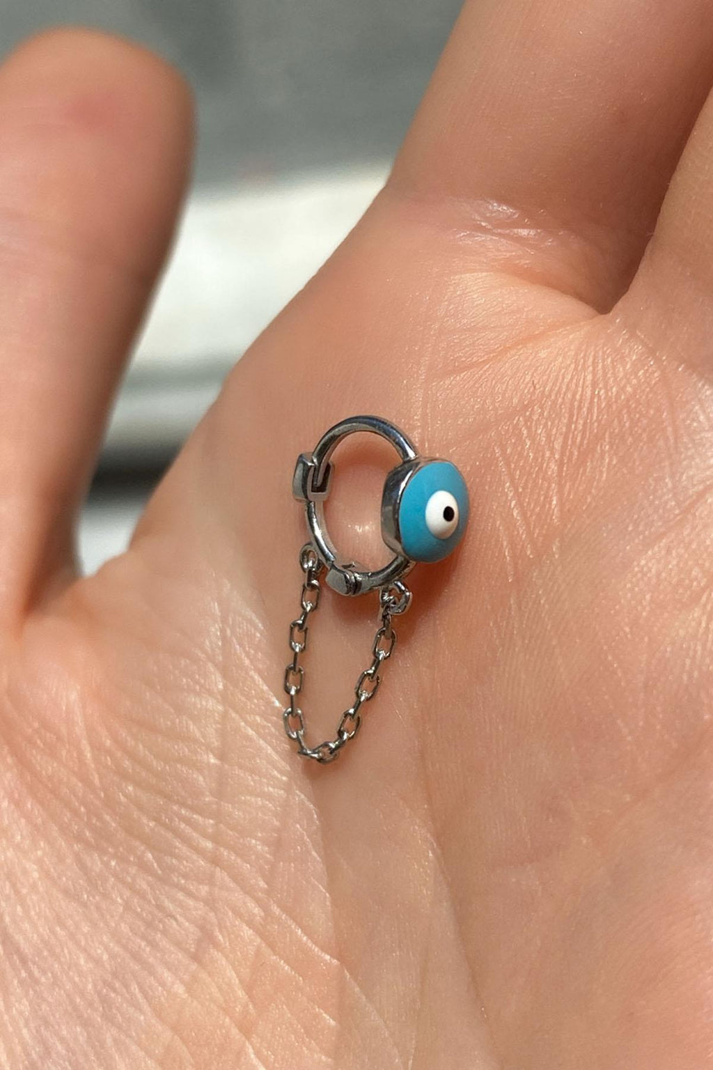Büyük Boy Mineli Nazar Göz Zincirli Halka Piercing Küpe